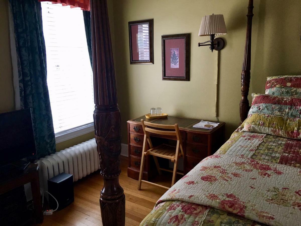 The Villa Bed & Breakfast (Adults Only) タコマ 部屋 写真
