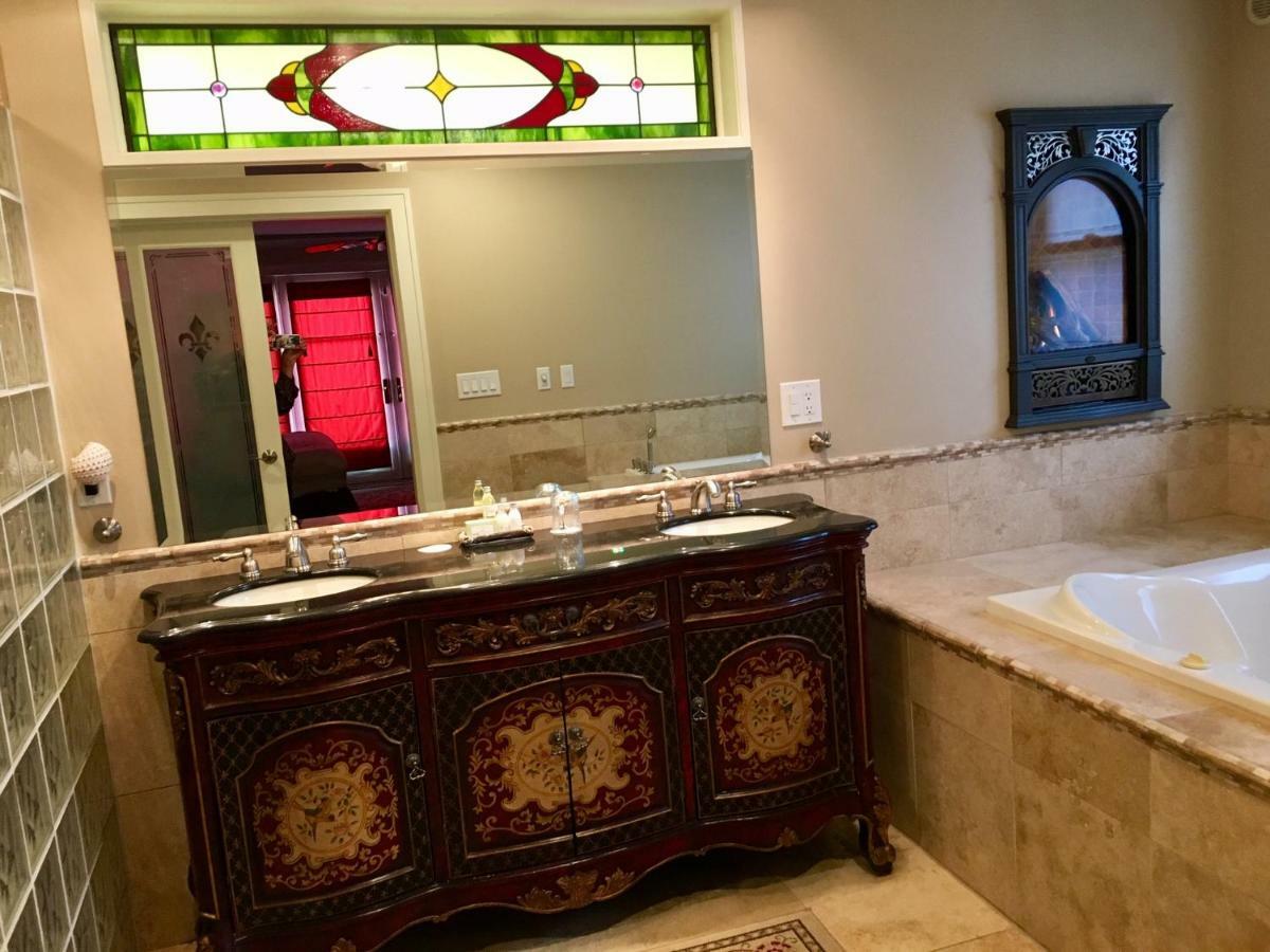 The Villa Bed & Breakfast (Adults Only) タコマ 部屋 写真