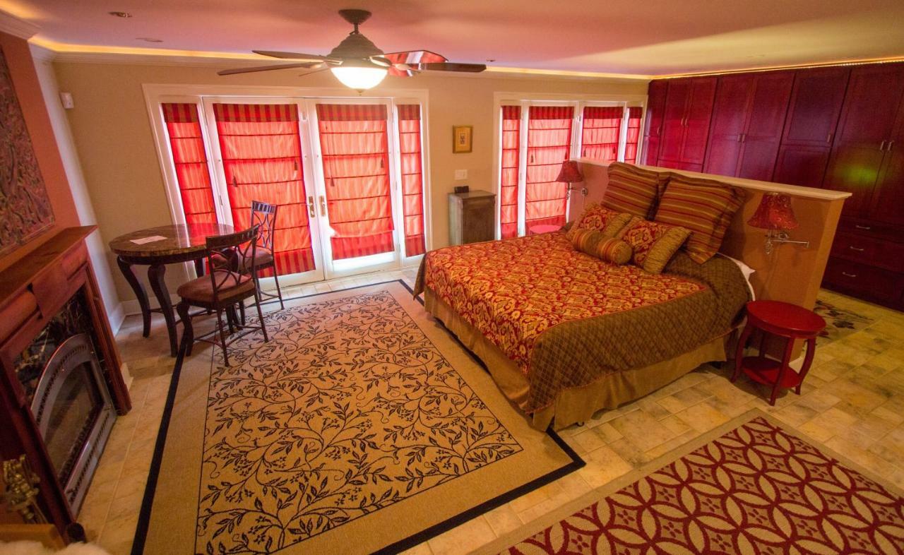 The Villa Bed & Breakfast (Adults Only) タコマ 部屋 写真