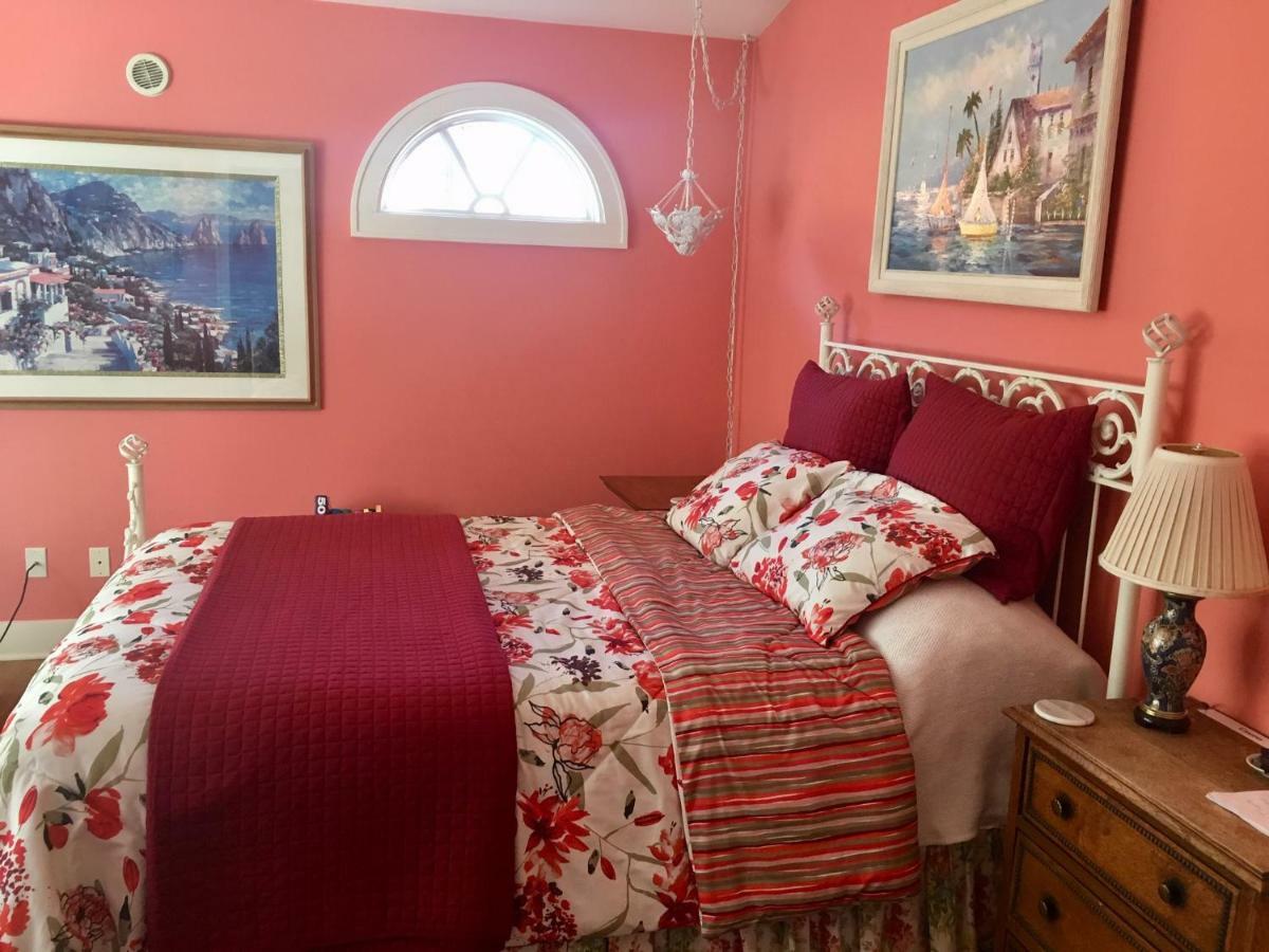 The Villa Bed & Breakfast (Adults Only) タコマ 部屋 写真
